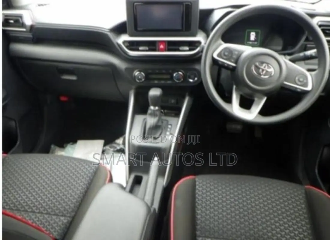 Toyota Raize 2020 Red