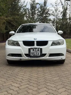 BMW 320i 2007 White