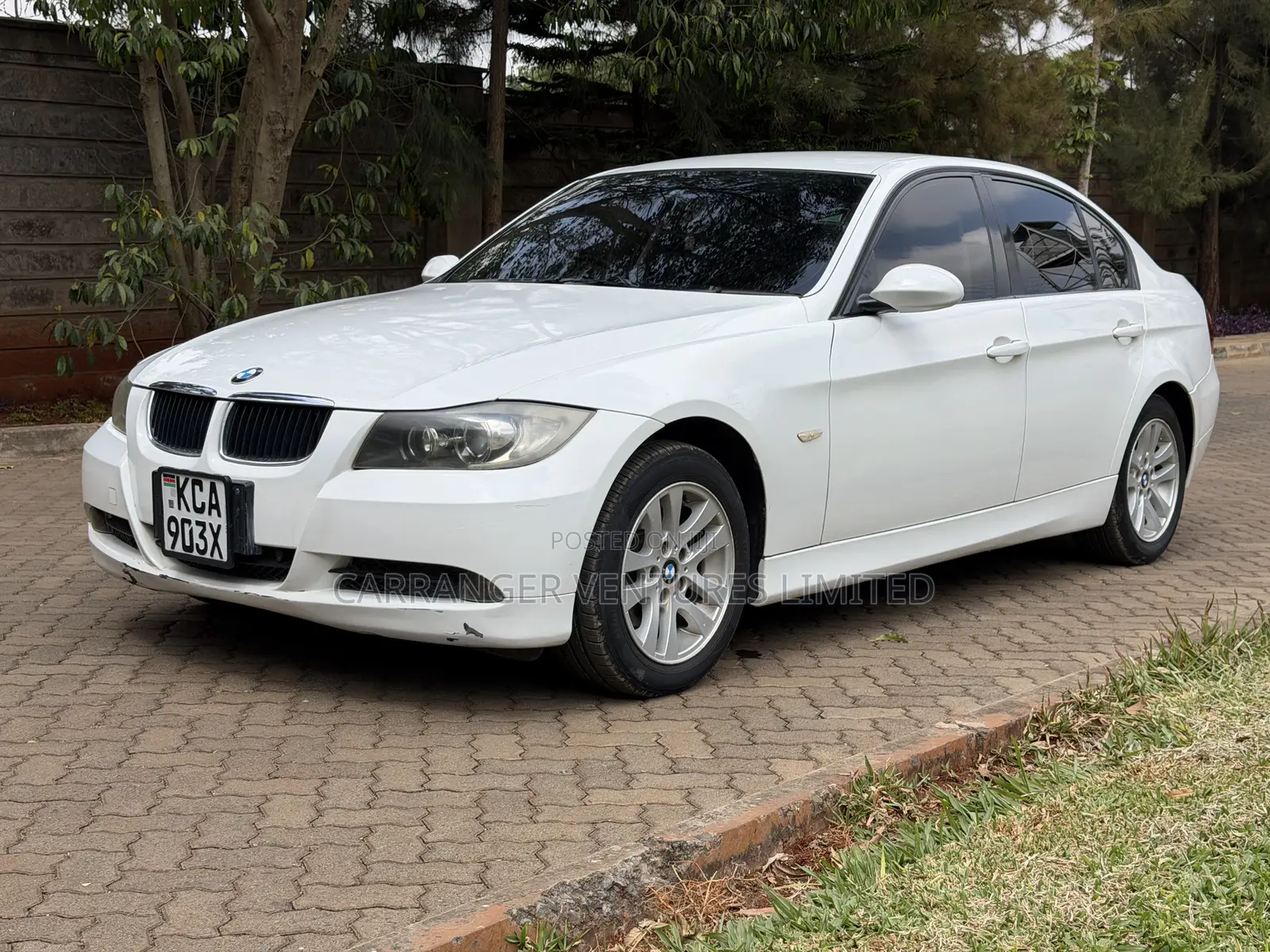 BMW 320i 2007 White