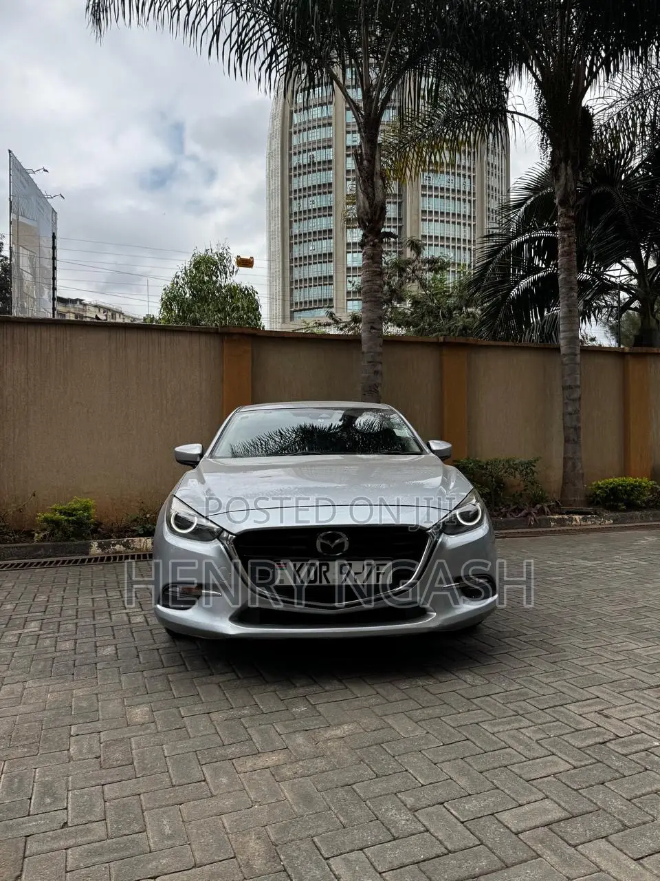 Mazda Axela 2017 Silver