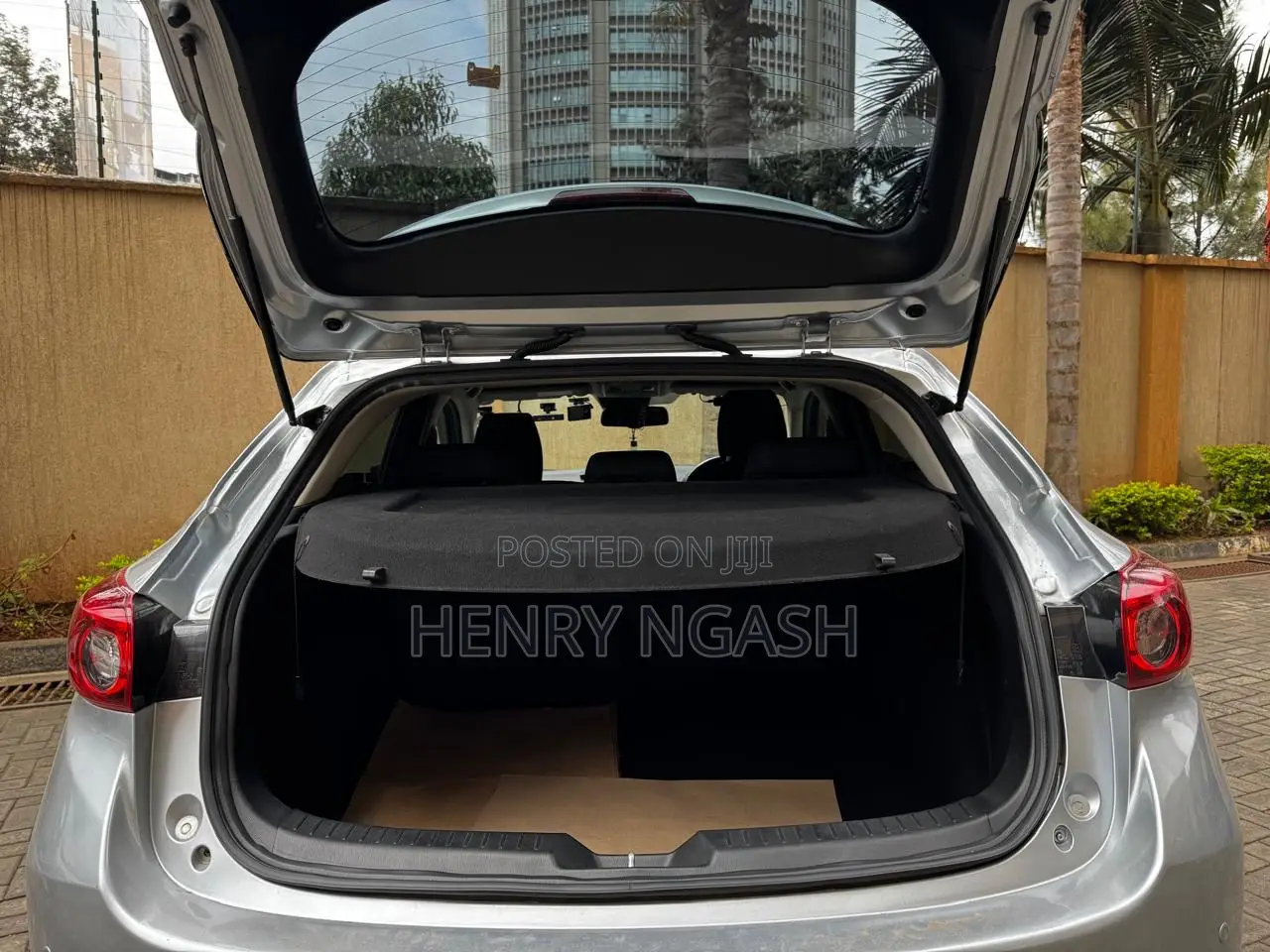 Mazda Axela 2017 Silver