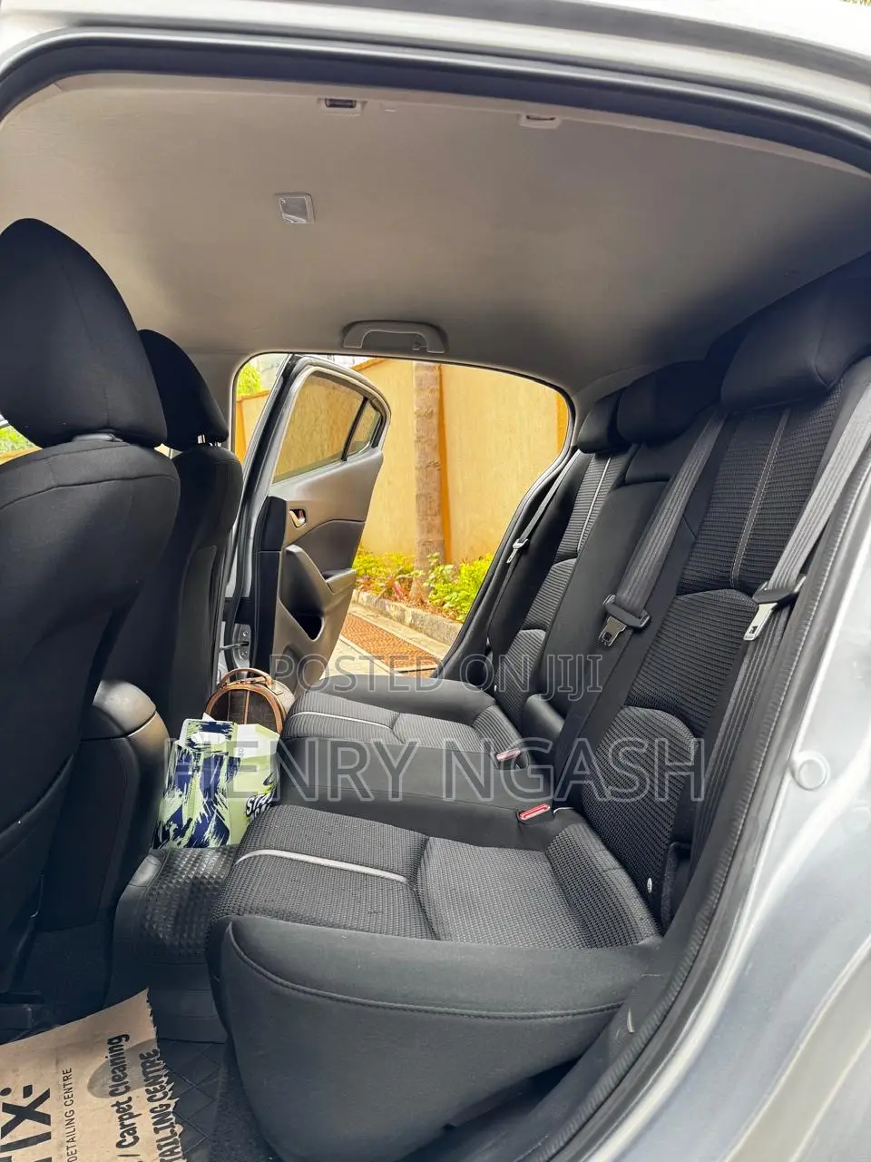 Mazda Axela 2017 Silver