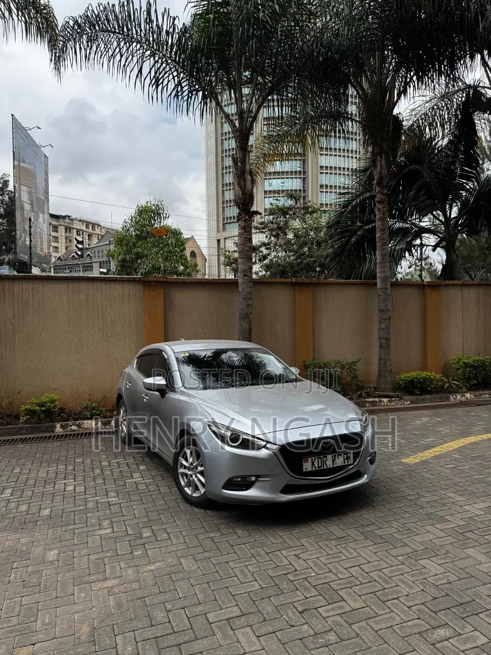 Mazda Axela 2017 Silver