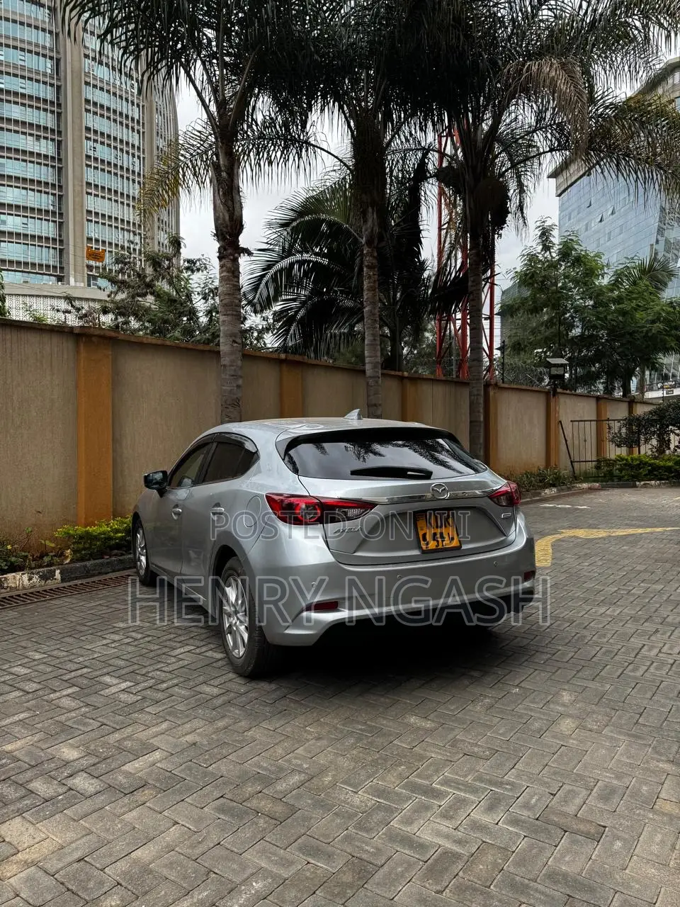 Mazda Axela 2017 Silver