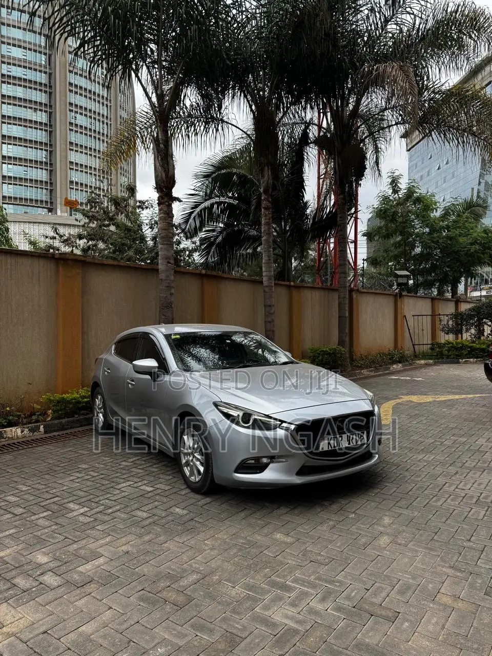 Mazda Axela 2017 Silver