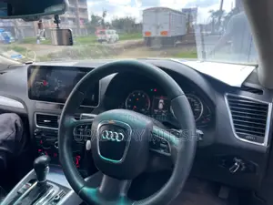 Audi Q5 2012 Gray