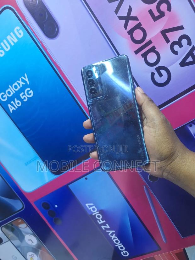 Tecno Camon 18 128 GB Blue - thumbnail 3