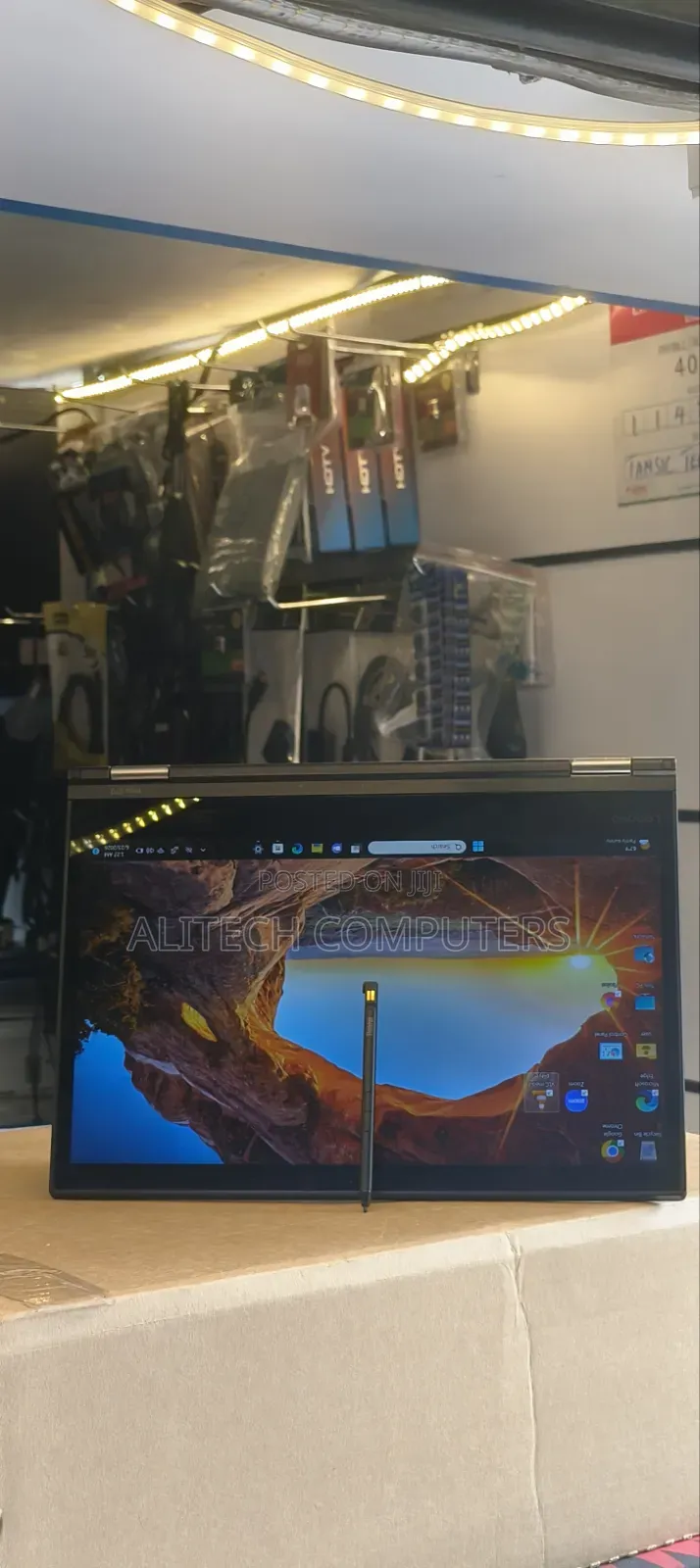 Laptop Lenovo ThinkPad Yoga 370 8GB Intel Core i5 SSD 256GB