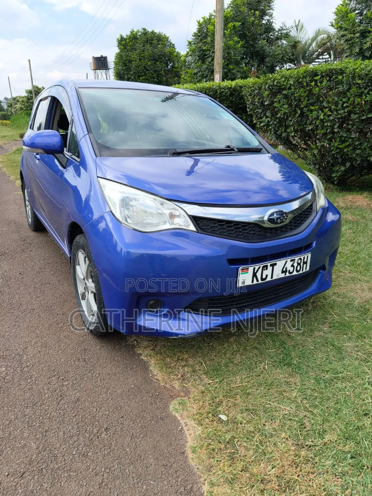 Subaru Trezia 2011 Blue