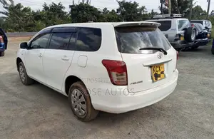 Toyota Corolla Fielder 2012 White