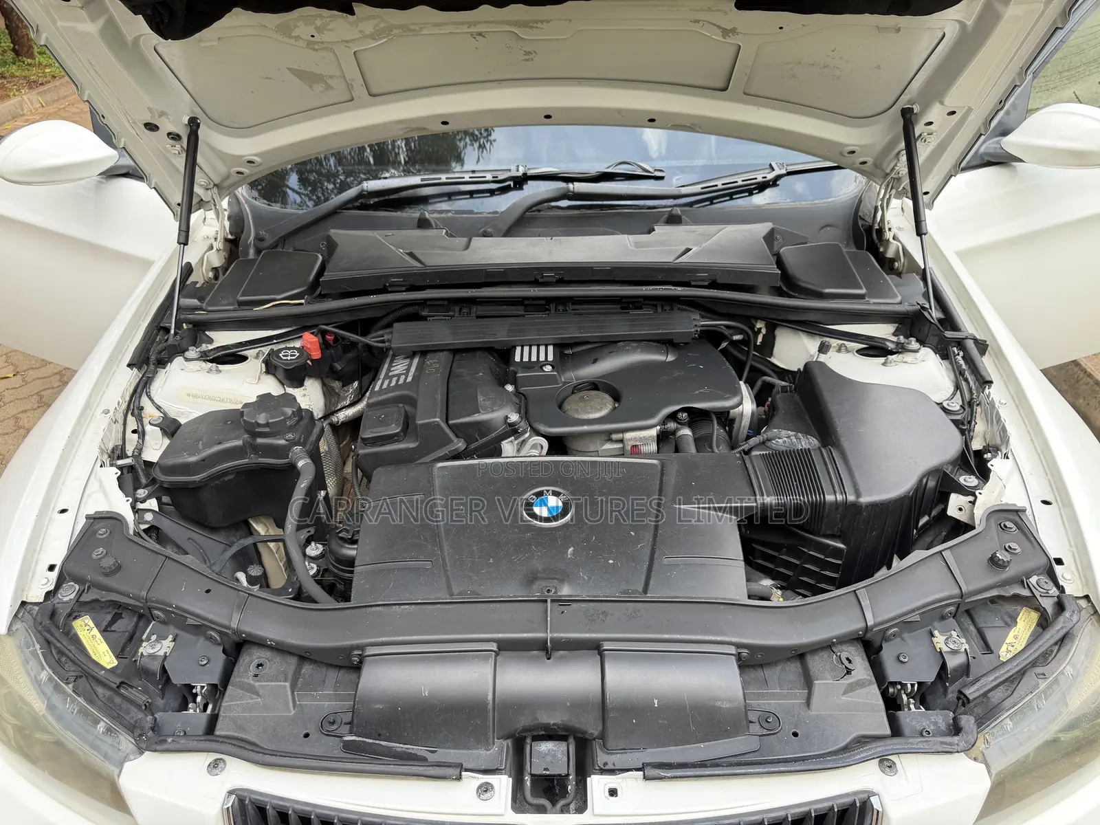 BMW 320i 2007 White