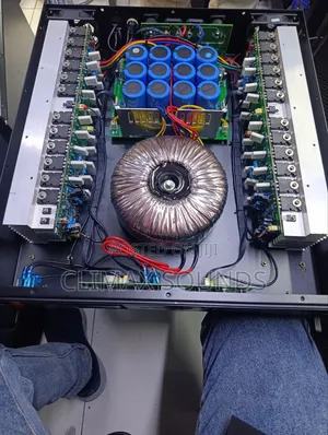Peavey Cs 4000 Power Amplifier