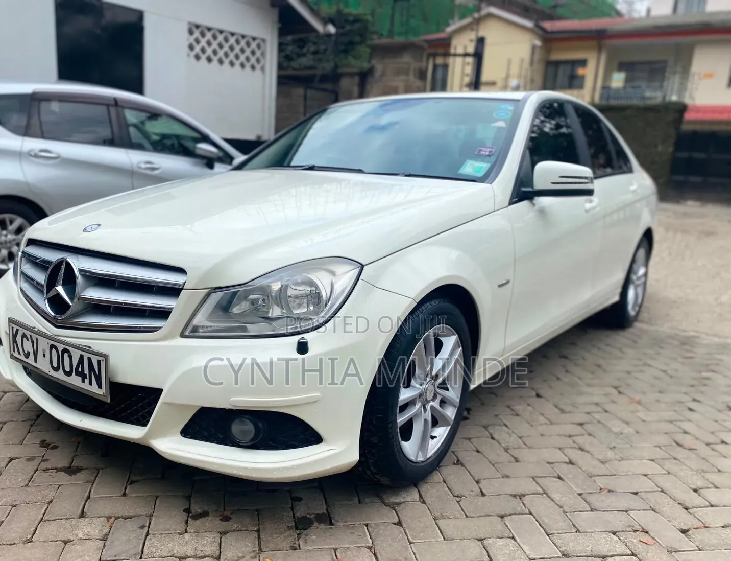 Mercedes-Benz C200 2012 White