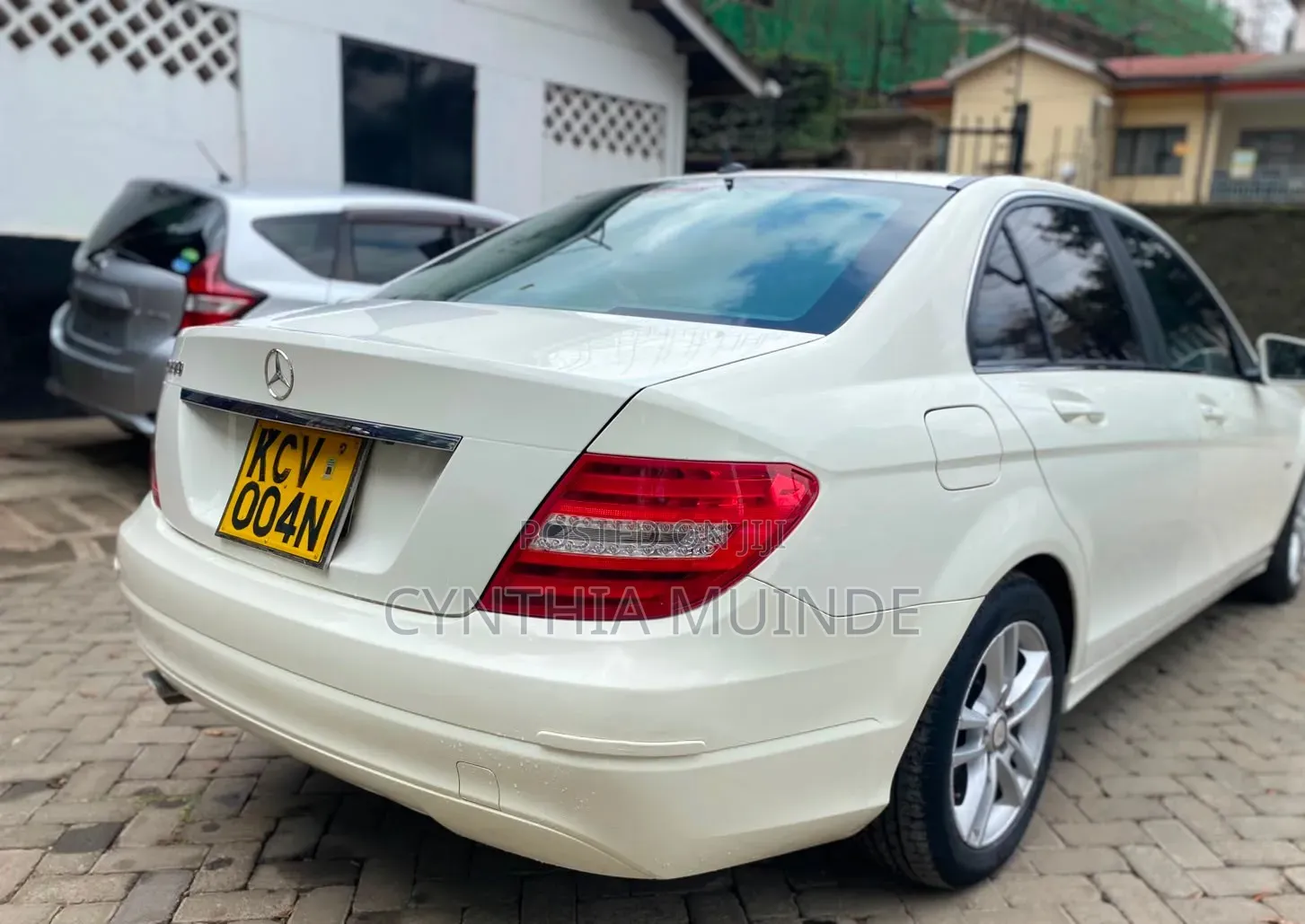 Mercedes-Benz C200 2012 White