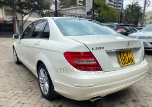 Mercedes-Benz C200 2012 White