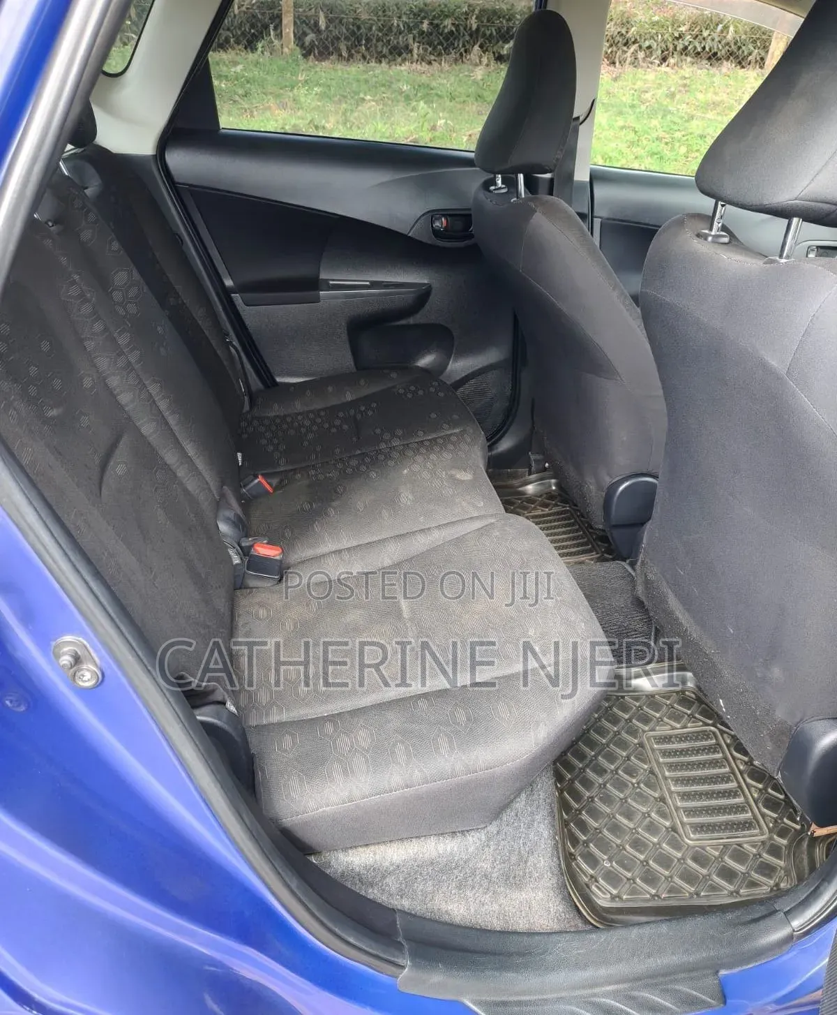 Subaru Trezia 2011 Blue