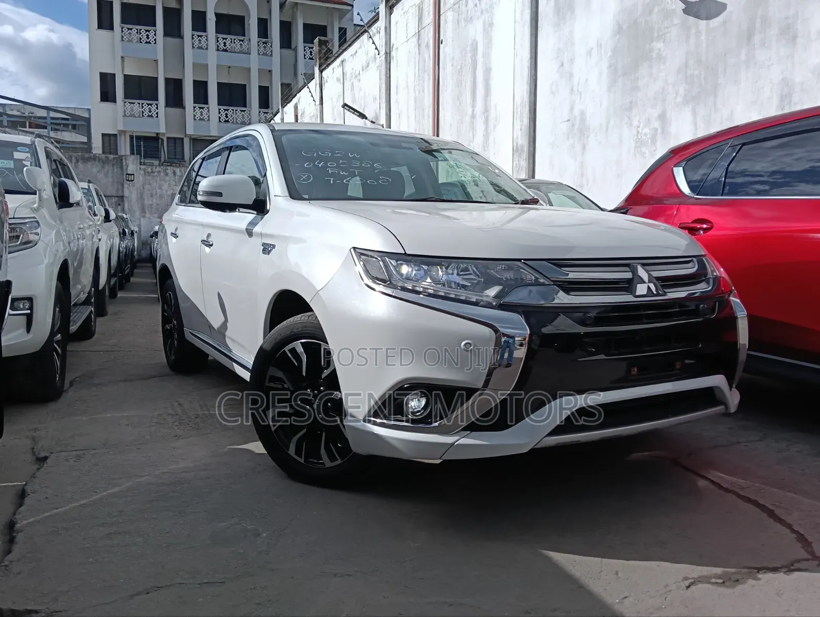 Mitsubishi Outlander 2019 Pearl