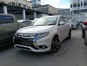 Mitsubishi Outlander 2019 Pearl