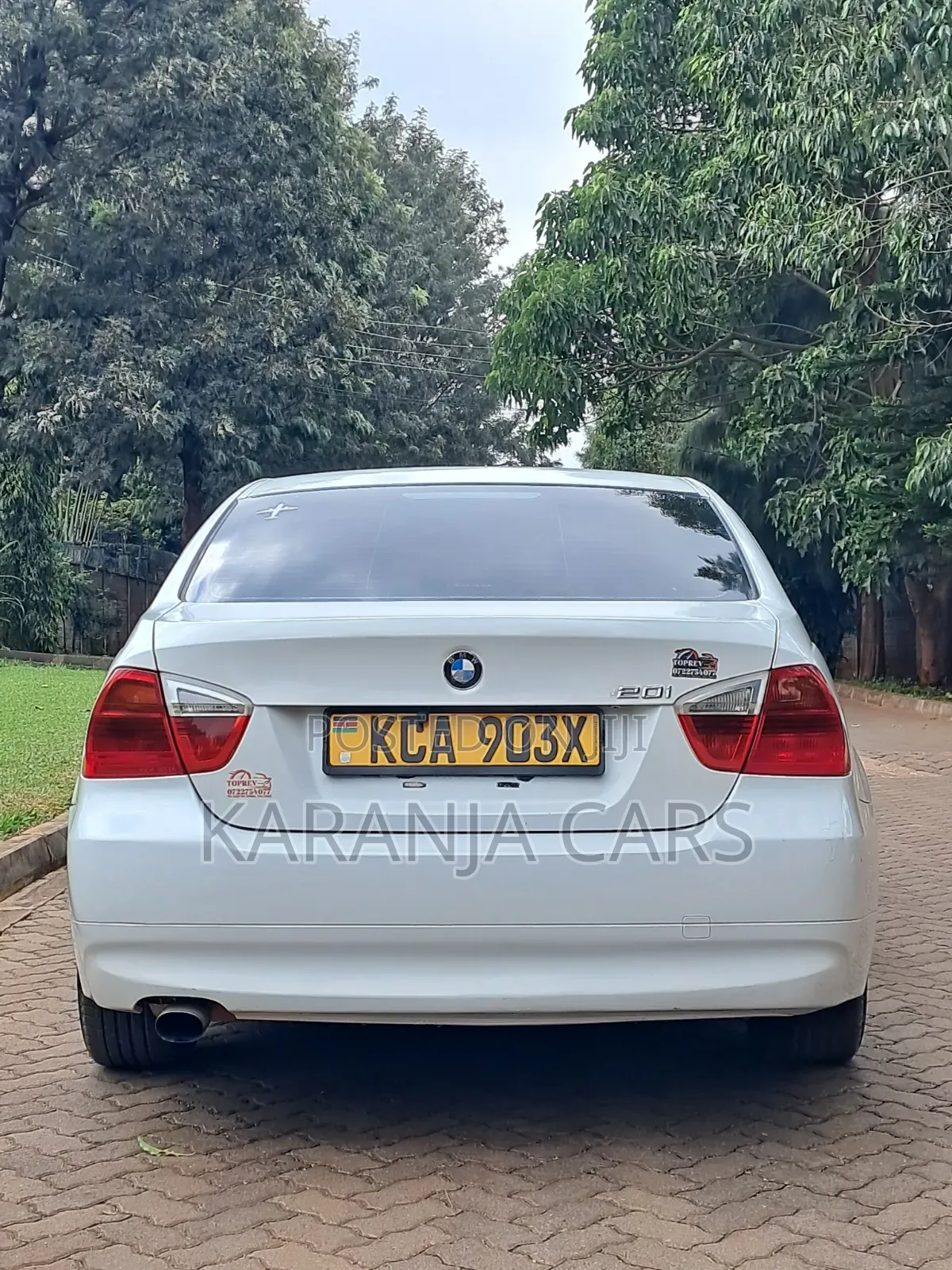 BMW 320i 2007 White