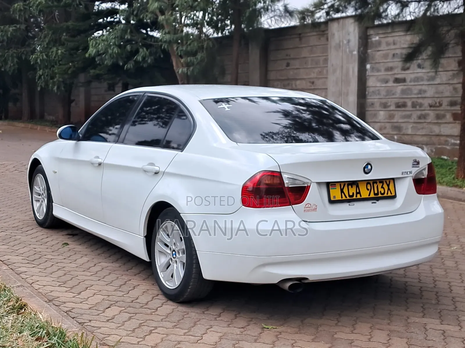 BMW 320i 2007 White