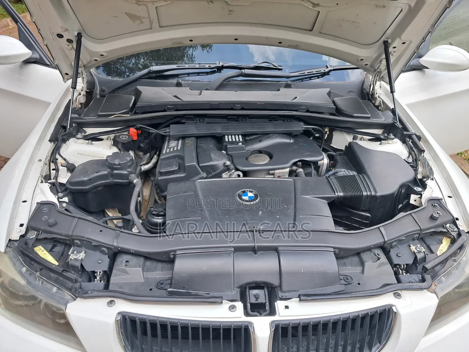 BMW 320i 2007 White