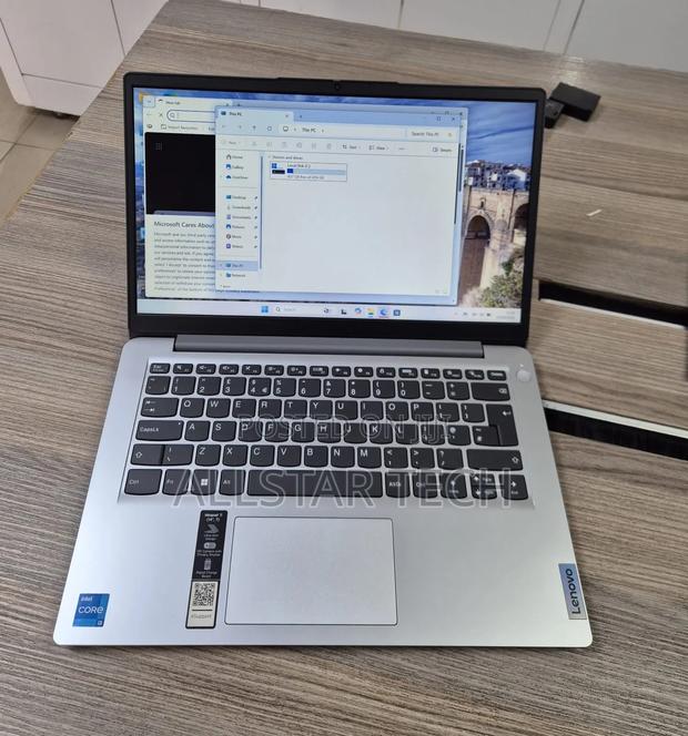 Laptop Lenovo IdeaPad 1 8GB Intel Core i3 SSD 512GB - thumbnail 2