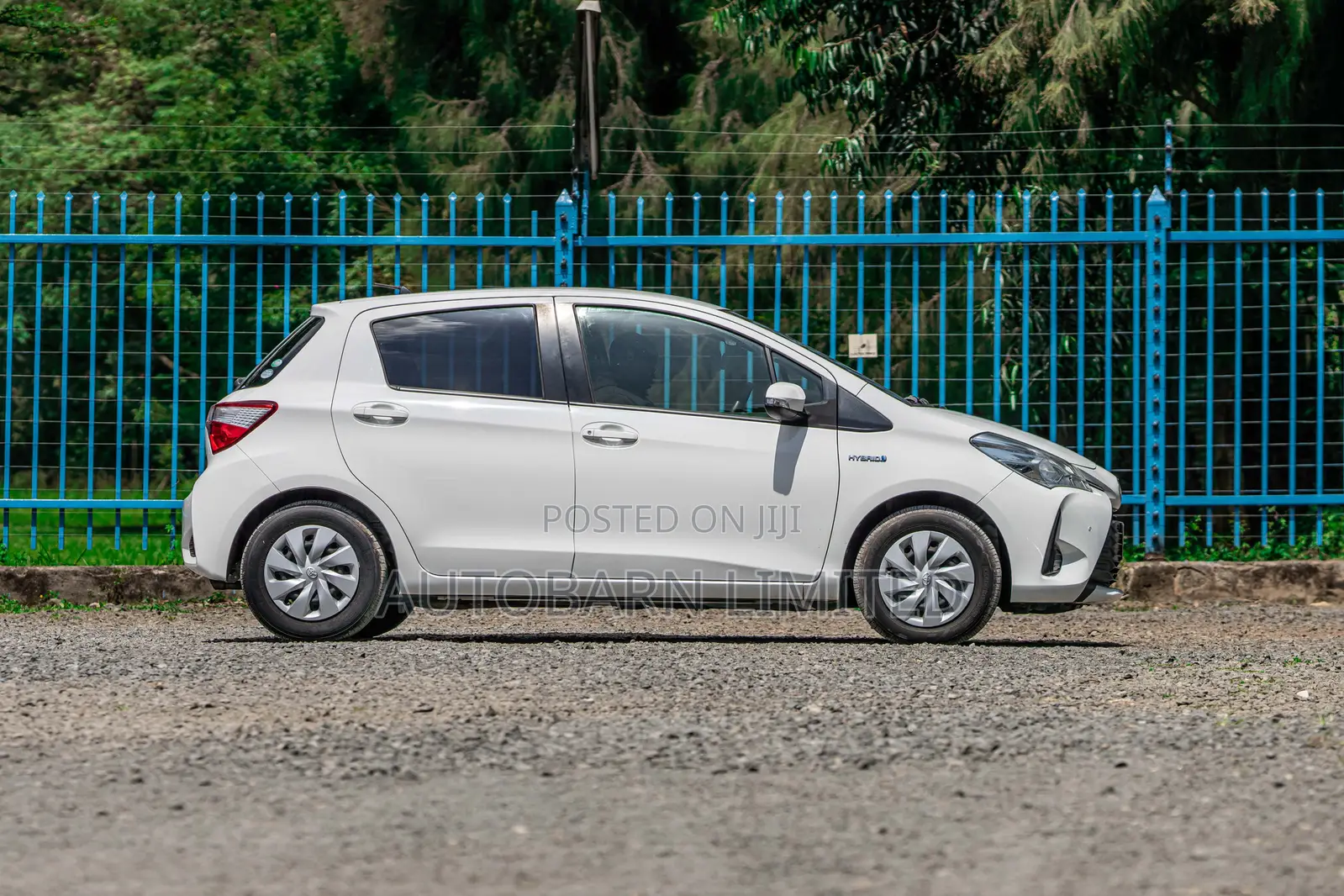 Toyota Vitz 1.0 FWD 5dr 2019 White