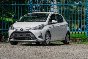 Toyota Vitz 1.0 FWD 5dr 2019 White