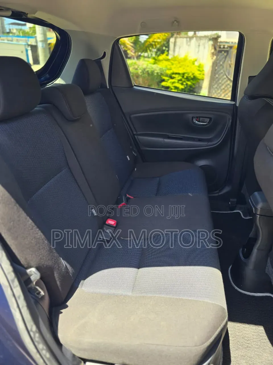 Toyota Vitz 2018 Blue