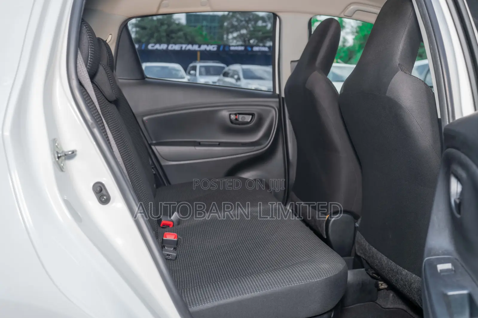 Toyota Vitz 1.0 FWD 5dr 2019 White