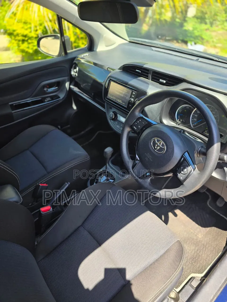 Toyota Vitz 2018 Blue