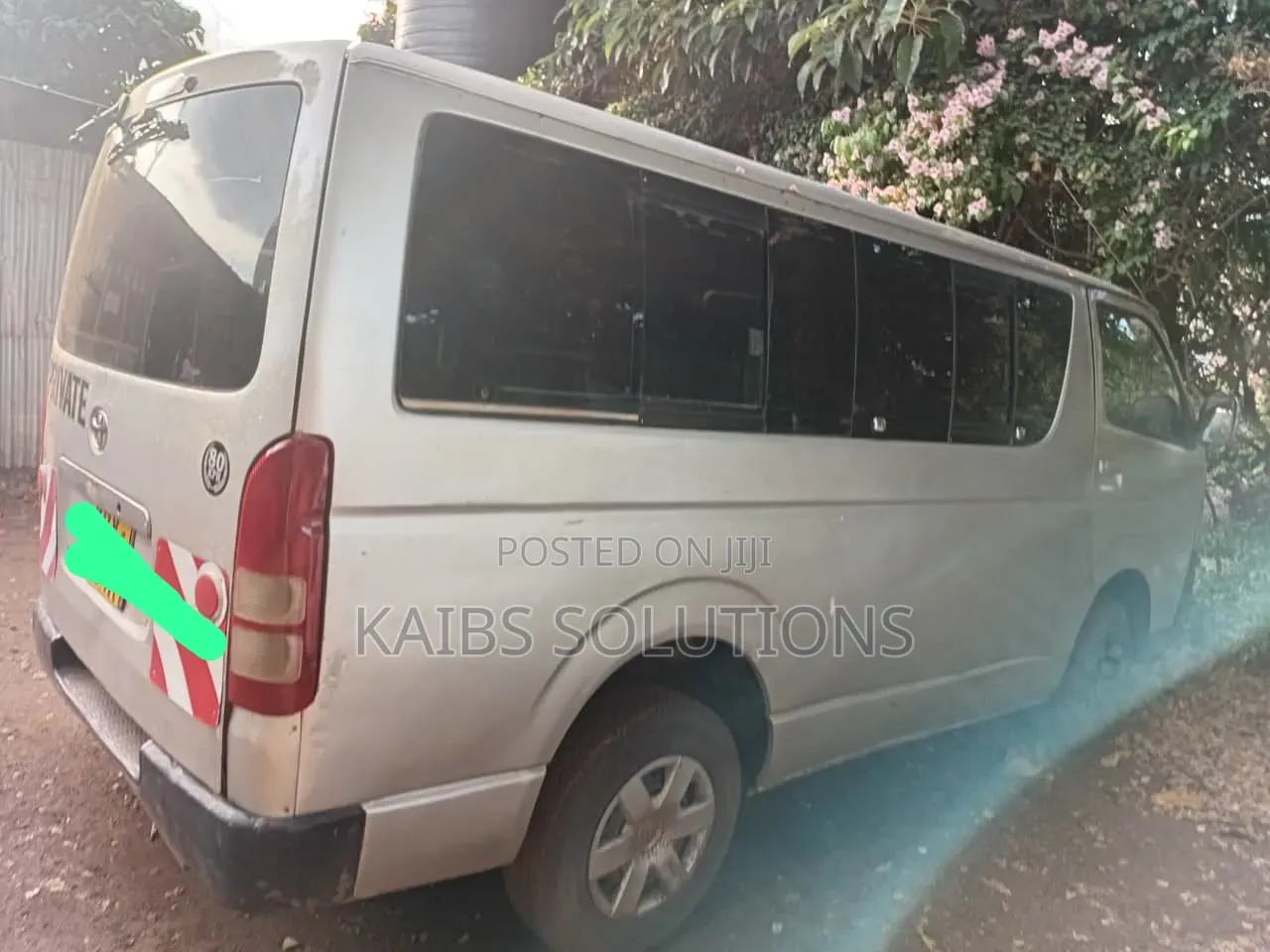 Toyota HiAce 2006 Silver