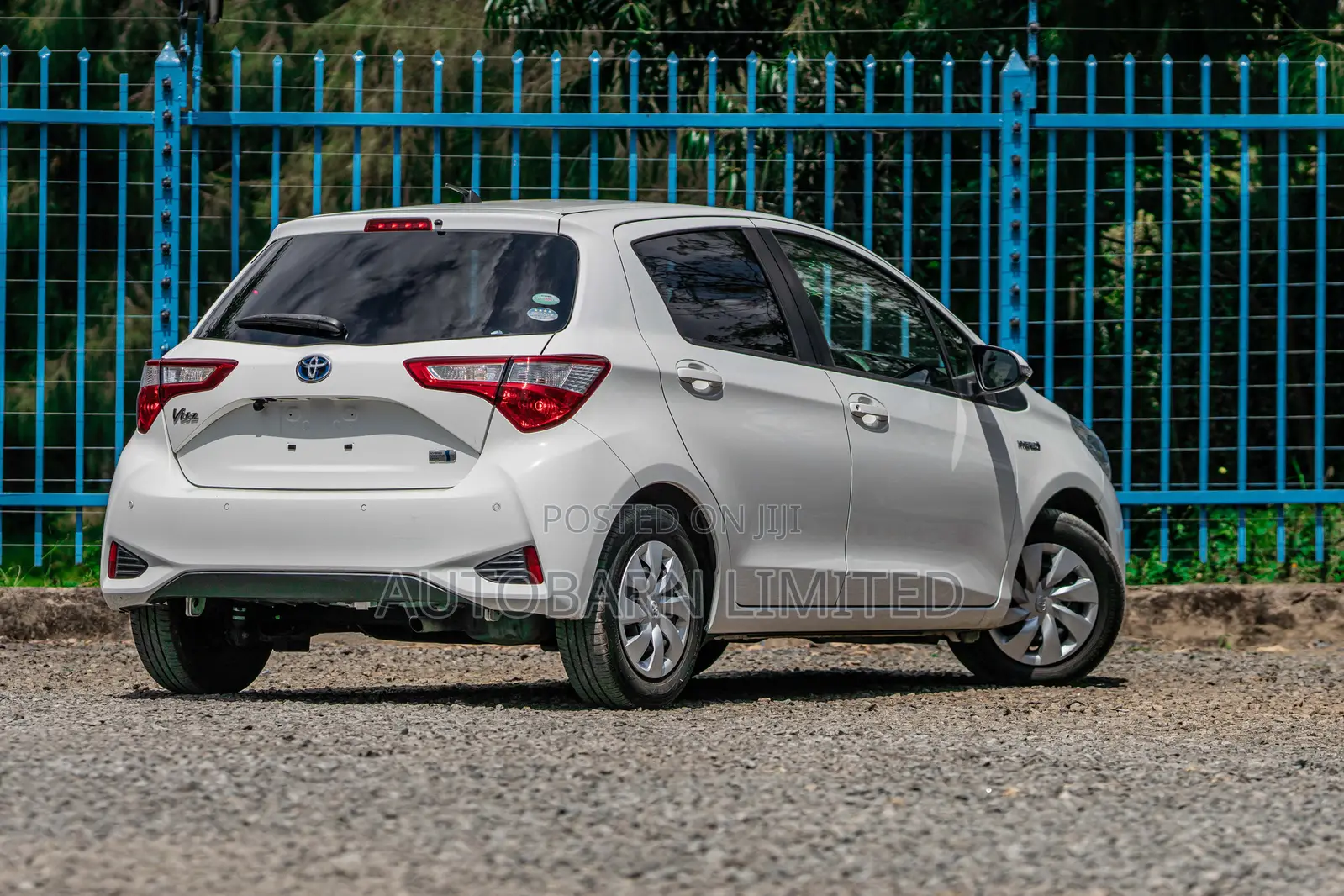 Toyota Vitz 1.0 FWD 5dr 2019 White