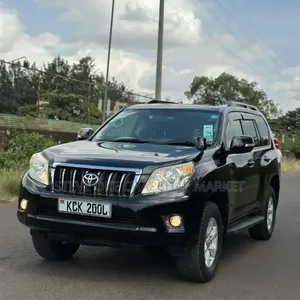 Toyota Land Cruiser Prado 2011 Black