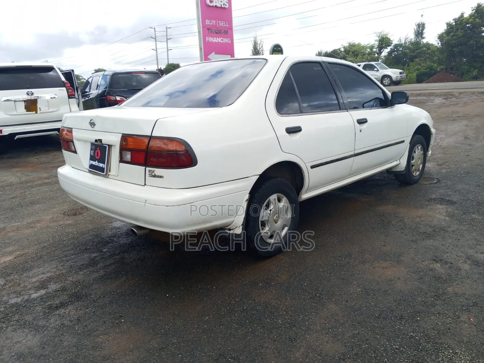 Nissan Sunny 1997 White