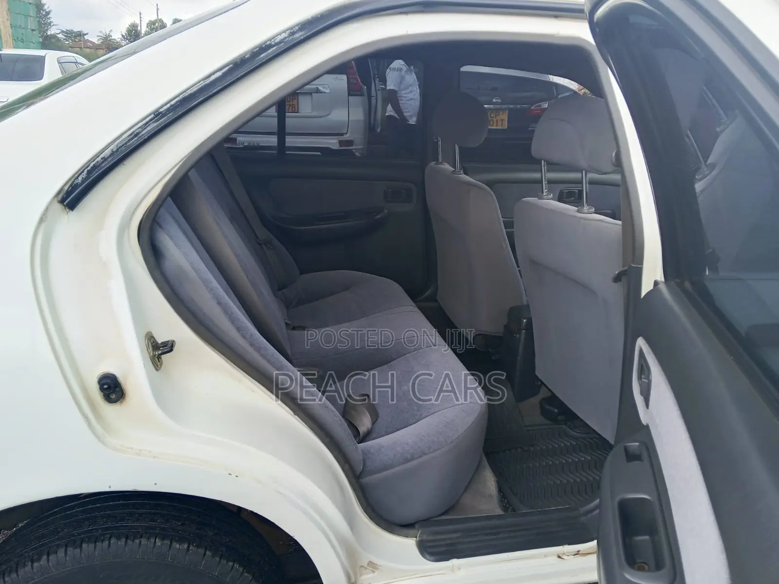 Nissan Sunny 1997 White