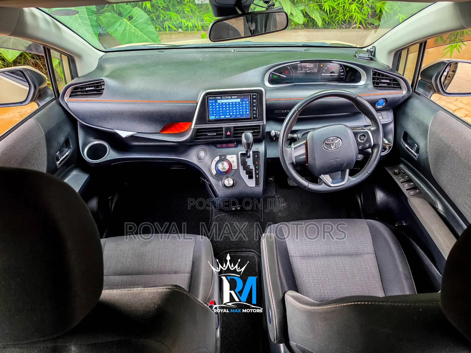Toyota Sienta 2019 Beige
