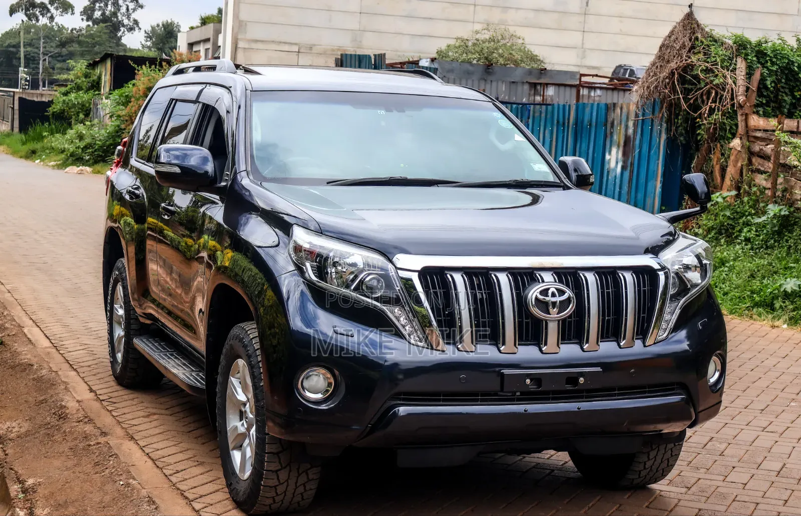 Toyota Land Cruiser Prado 2016 Blue
