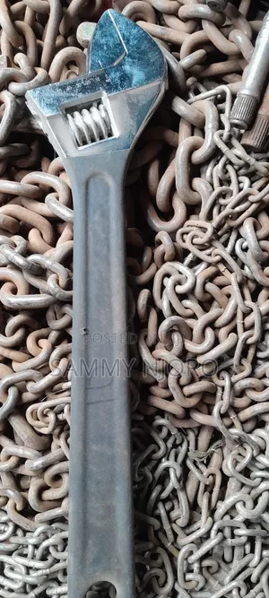 Adjustable Spanner