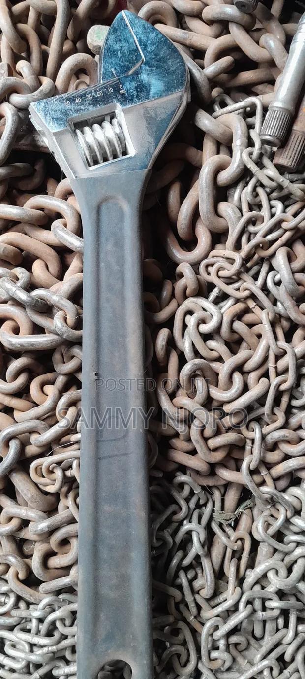Adjustable Spanner