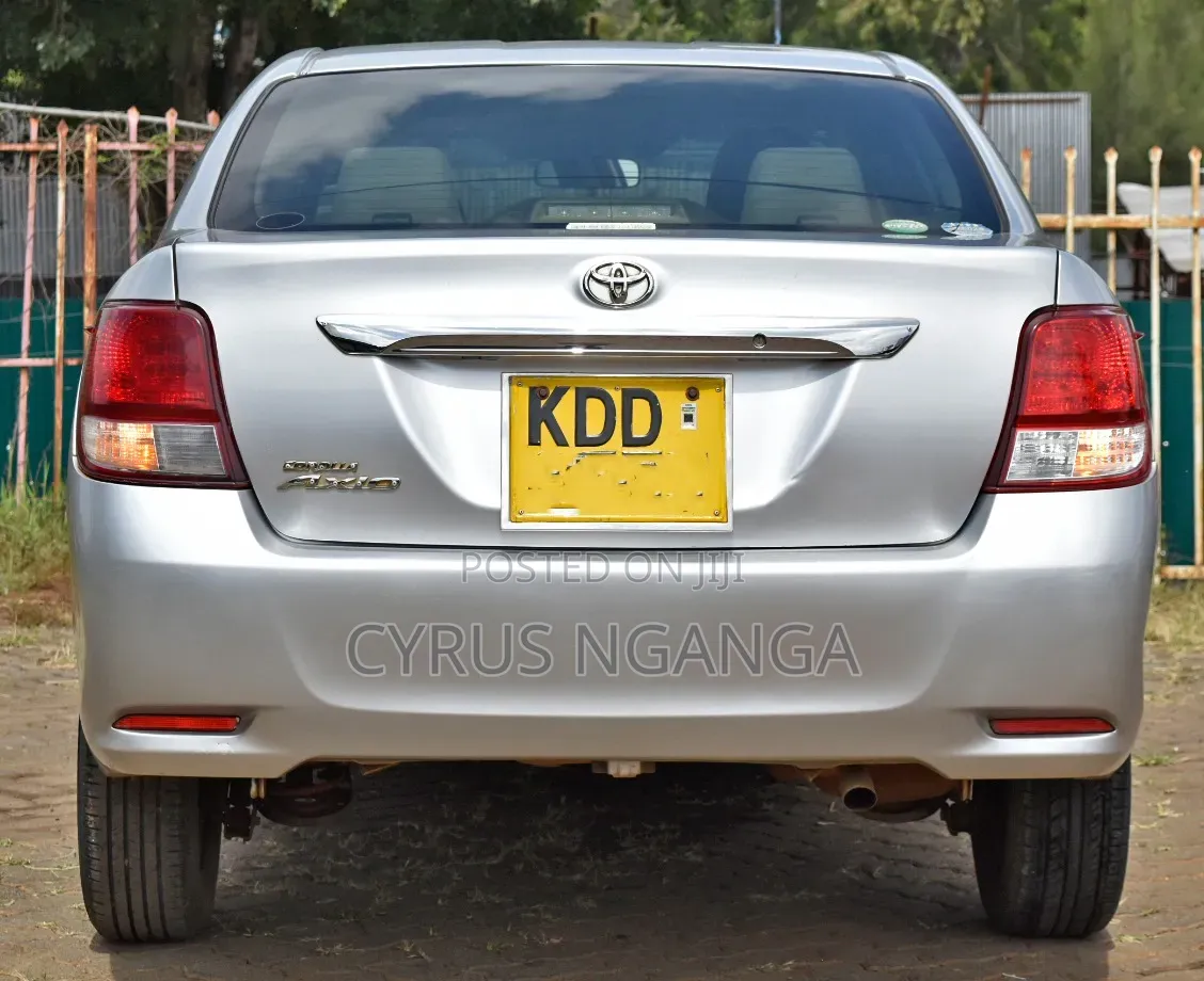 Toyota Axio 2014 Silver
