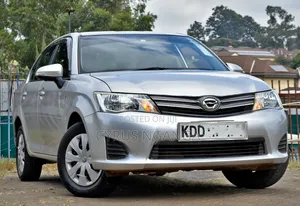 Toyota Axio 2014 Silver