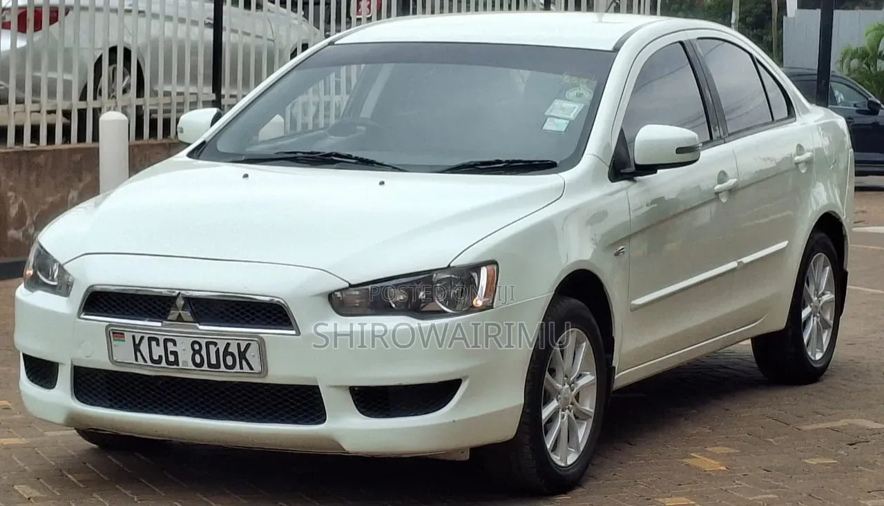Mitsubishi Lancer 2015  White 
