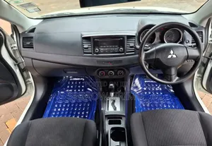 Mitsubishi Lancer 2015  White 