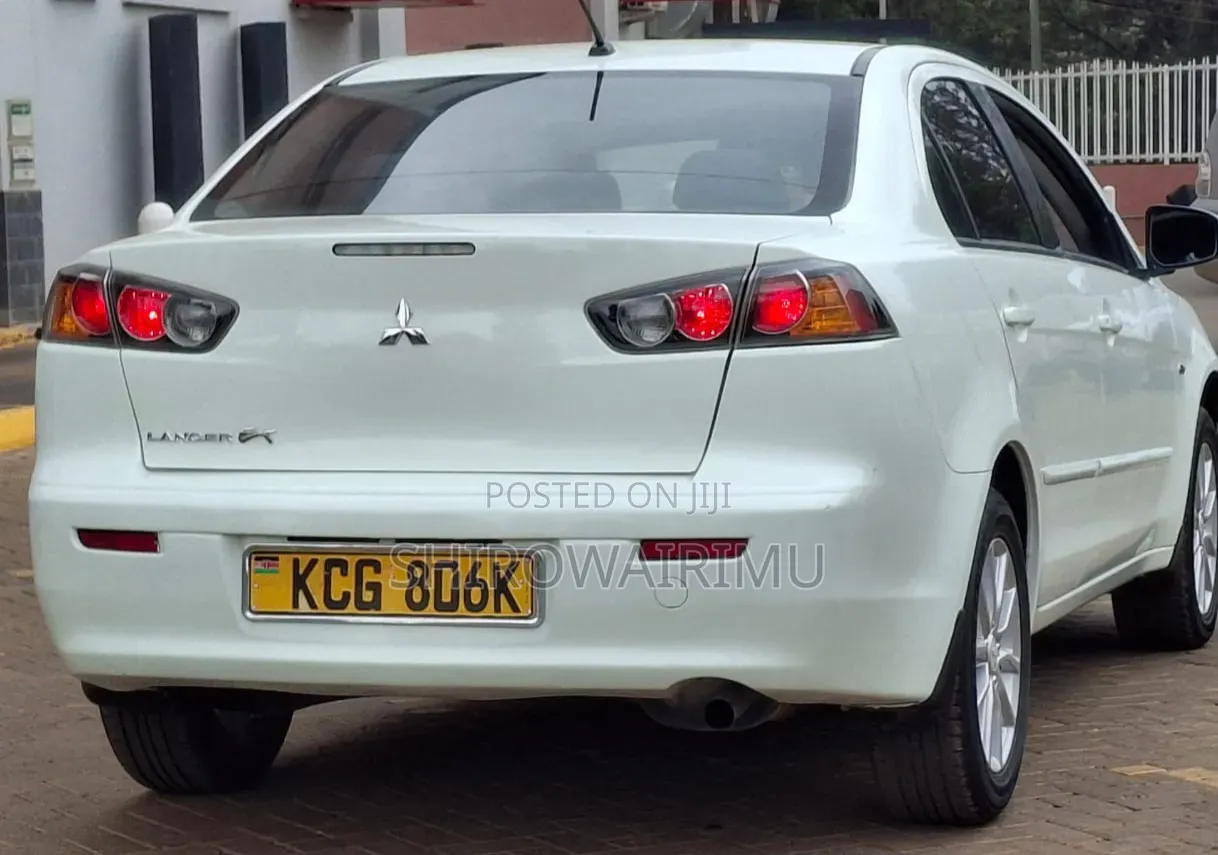 Mitsubishi Lancer 2015  White 