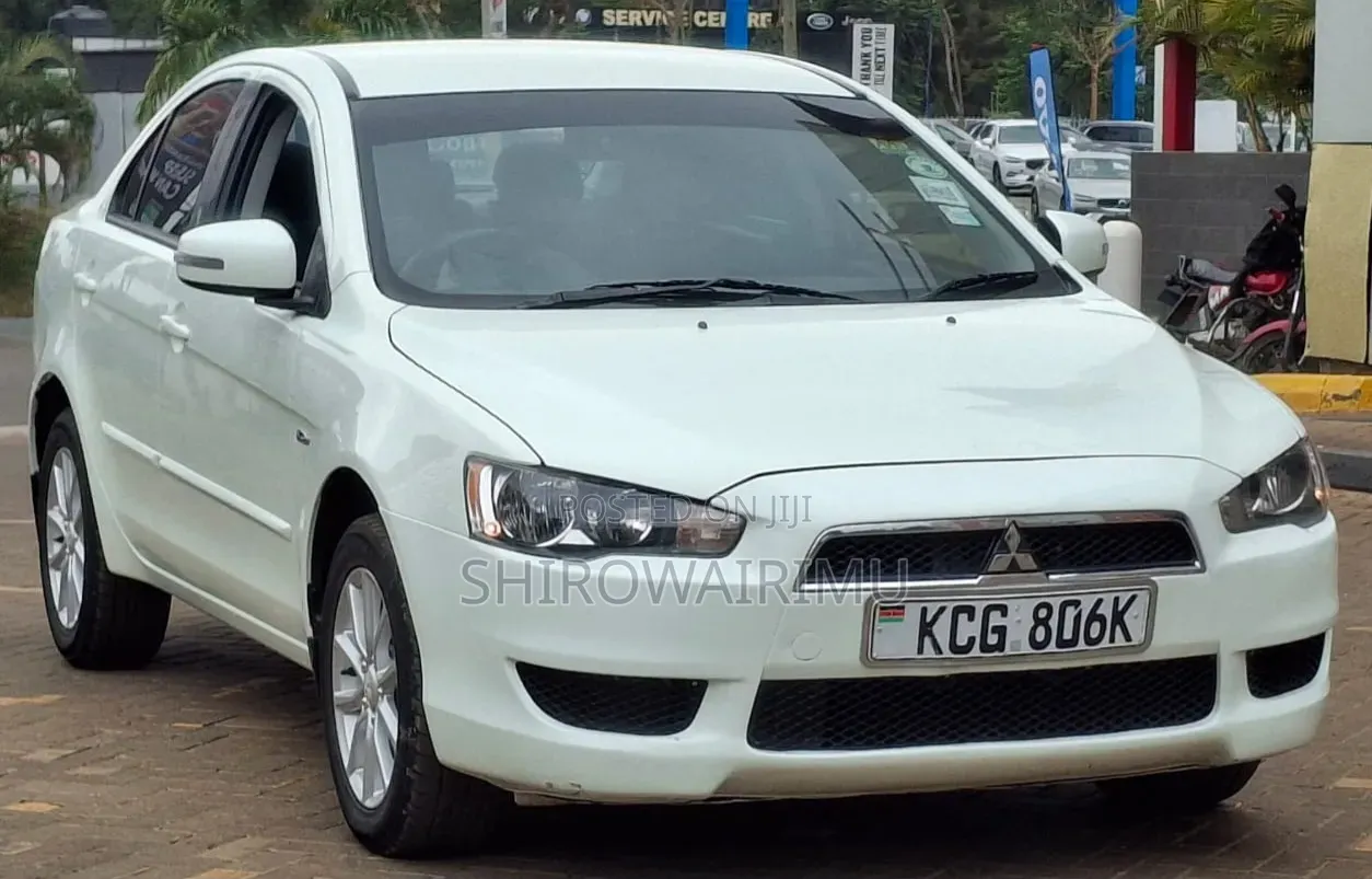 Mitsubishi Lancer 2015  White 