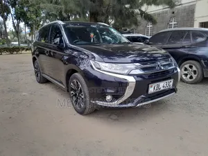 Mitsubishi Outlander 2.0 PHEV AWD 2016 Black