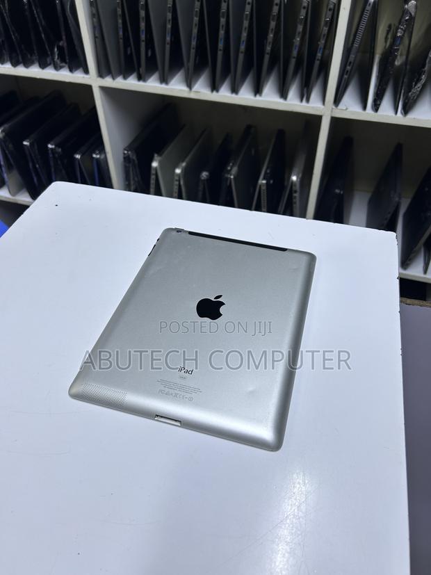 Apple iPad 3 Wi-Fi 64 GB Silver - thumbnail 4