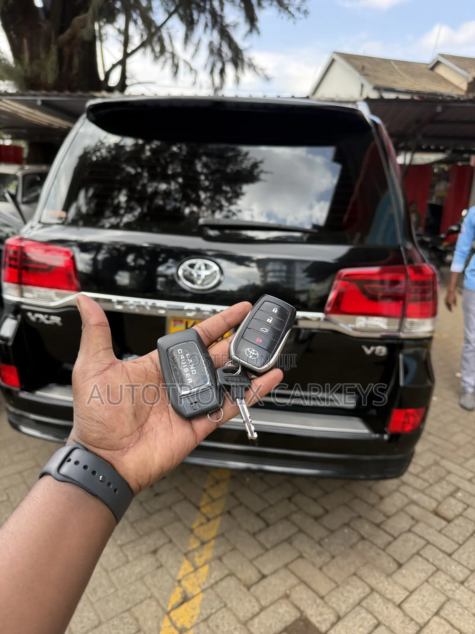 Toyota Land Cruiser 200 Series Key Programming