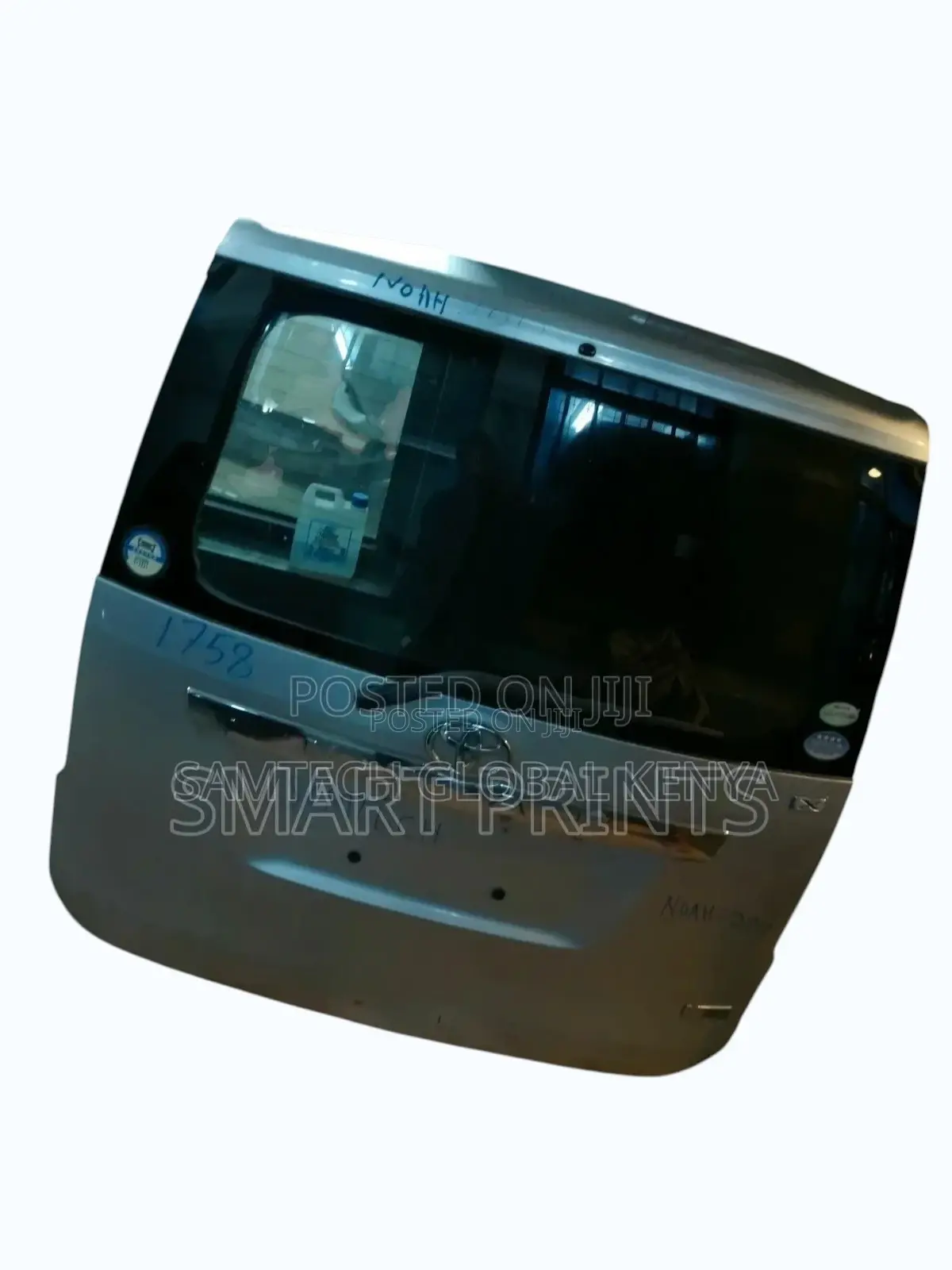 Toyota Noah 2012 Boot Available